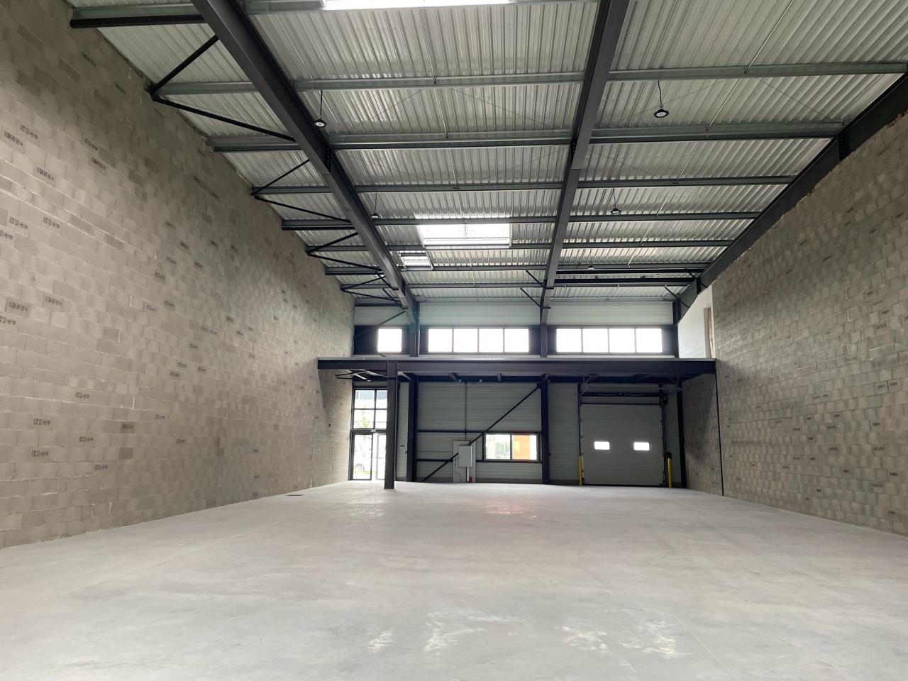 Local d'activité Dagneux 2809m² Location local d'activité Dagneux Ain OLACT2425405 12